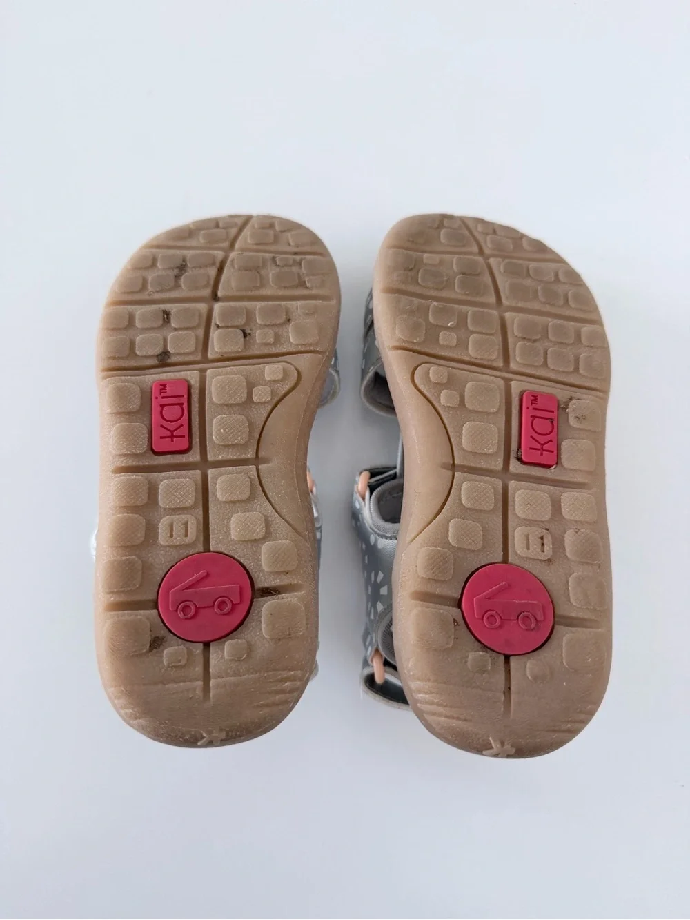 See Kai Run Paley Fisherman Sandals Size 11